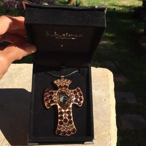 BB Simon Swarovski Crystal Necklace        2 x 3